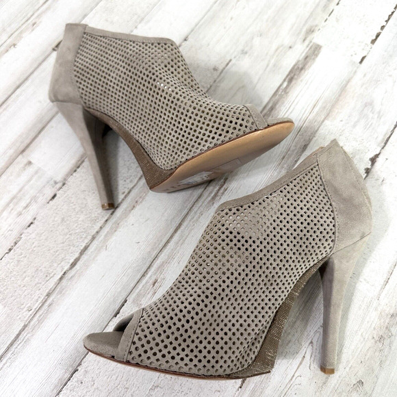 Gianfranco Ferre Heeled Booties 38 Size 8 Perforated Peep Toe Zipper Designer - Picture 1 of 7